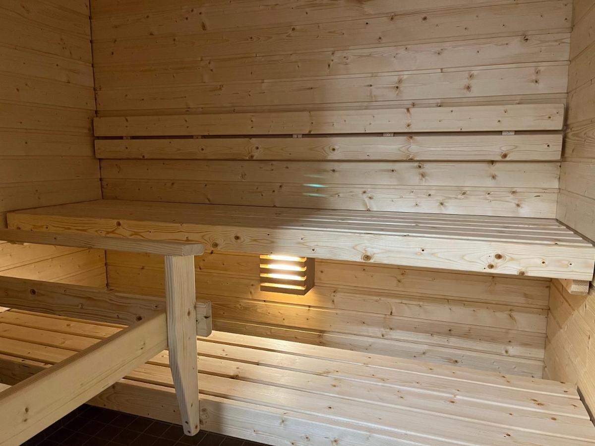 Snowflake Suites VIII With Private Sauna Rovaniemi Exterior photo